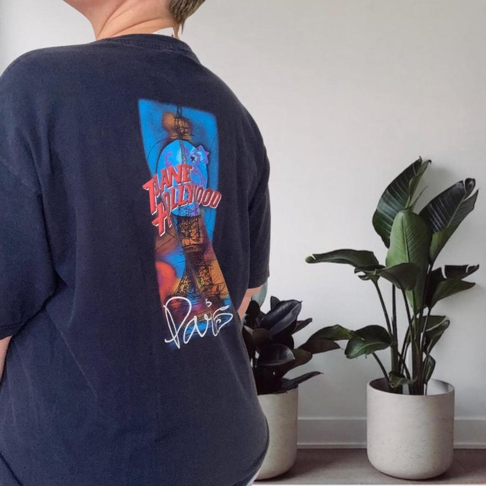 Vintage 1991 Planet Hollywood Paris Graphic Tee  Blue L